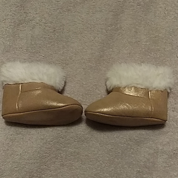 0-3 Months Child of Mine Gold & Pink Baby Boots - Picture 6 of 8